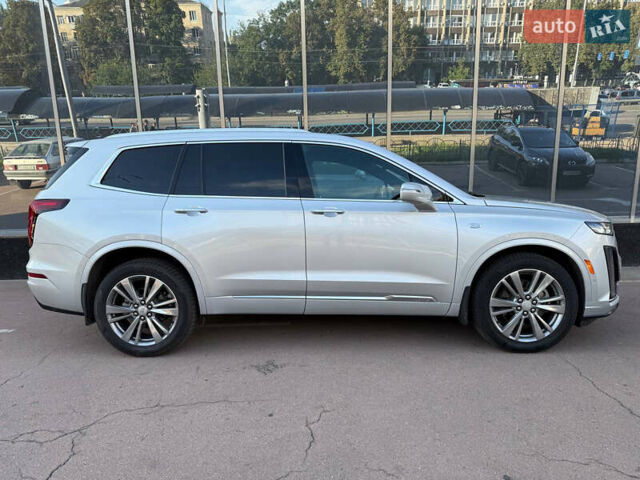 Серый Кадиллак XT6, объемом двигателя 3.6 л и пробегом 23 тыс. км за 28700 $, фото 3 на Automoto.ua