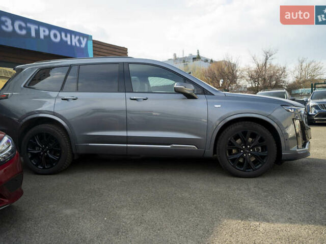 Серый Кадиллак XT6, объемом двигателя 3.65 л и пробегом 124 тыс. км за 29000 $, фото 4 на Automoto.ua
