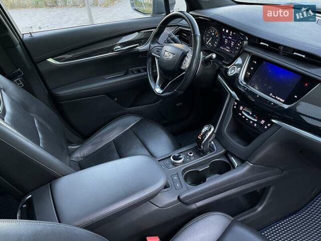 Серый Кадиллак XT6, объемом двигателя 3.65 л и пробегом 134 тыс. км за 29000 $, фото 33 на Automoto.ua