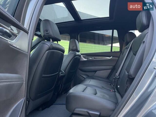 Серый Кадиллак XT6, объемом двигателя 3.65 л и пробегом 134 тыс. км за 29000 $, фото 37 на Automoto.ua