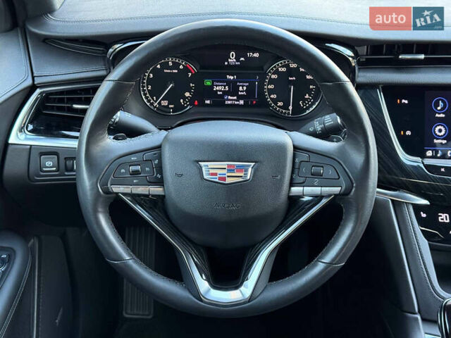 Серый Кадиллак XT6, объемом двигателя 3.6 л и пробегом 23 тыс. км за 28700 $, фото 19 на Automoto.ua
