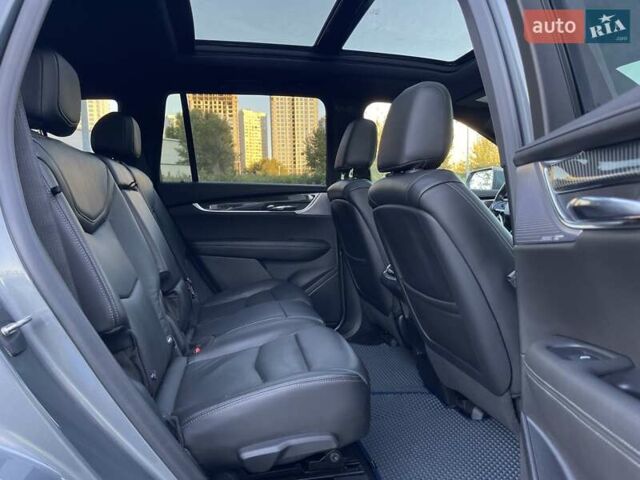 Серый Кадиллак XT6, объемом двигателя 3.65 л и пробегом 134 тыс. км за 29000 $, фото 35 на Automoto.ua