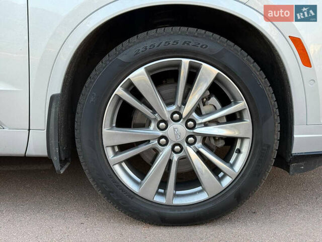 Серый Кадиллак XT6, объемом двигателя 3.6 л и пробегом 23 тыс. км за 28700 $, фото 16 на Automoto.ua