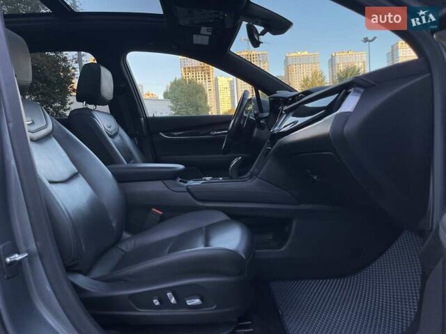 Серый Кадиллак XT6, объемом двигателя 3.65 л и пробегом 134 тыс. км за 29000 $, фото 31 на Automoto.ua
