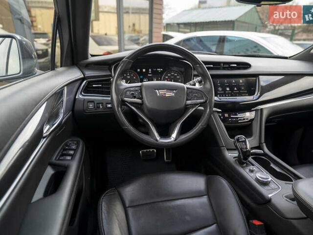 Серый Кадиллак XT6, объемом двигателя 3.65 л и пробегом 124 тыс. км за 29000 $, фото 24 на Automoto.ua