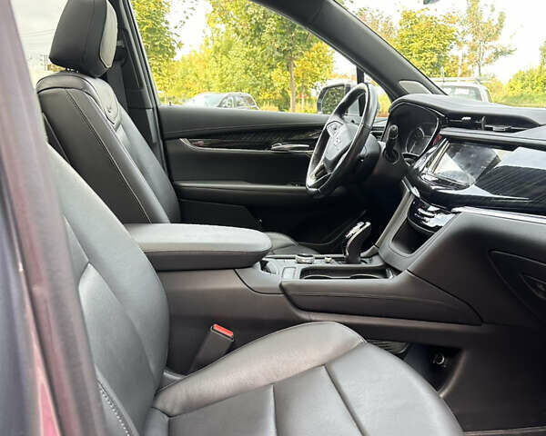 Кадиллак XT6 2021 в Одессе на Automoto.ua Серый Кадиллак XT6, объемом двигателя 3.65 л и пробегом 109 тыс. км за 32000 $, фото 3 на Automoto.ua
