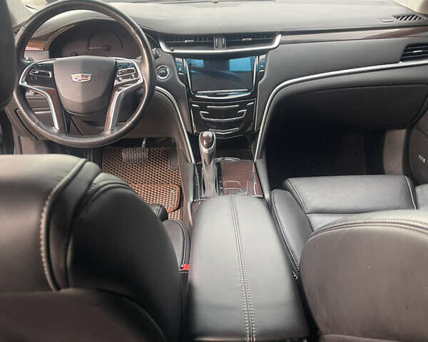 Черный Кадиллак ХТС, объемом двигателя 3.56 л и пробегом 275 тыс. км за 15600 $, фото 25 на Automoto.ua