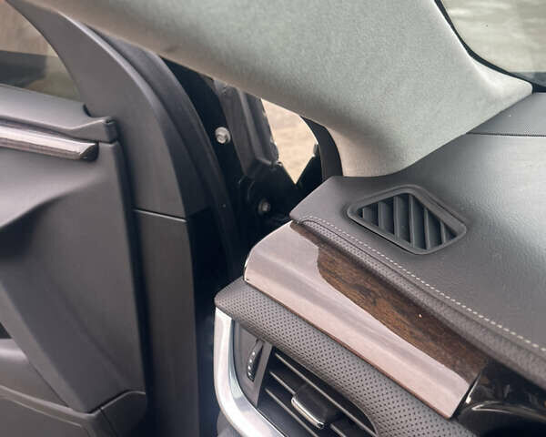 Черный Кадиллак ХТС, объемом двигателя 3.56 л и пробегом 275 тыс. км за 15600 $, фото 19 на Automoto.ua