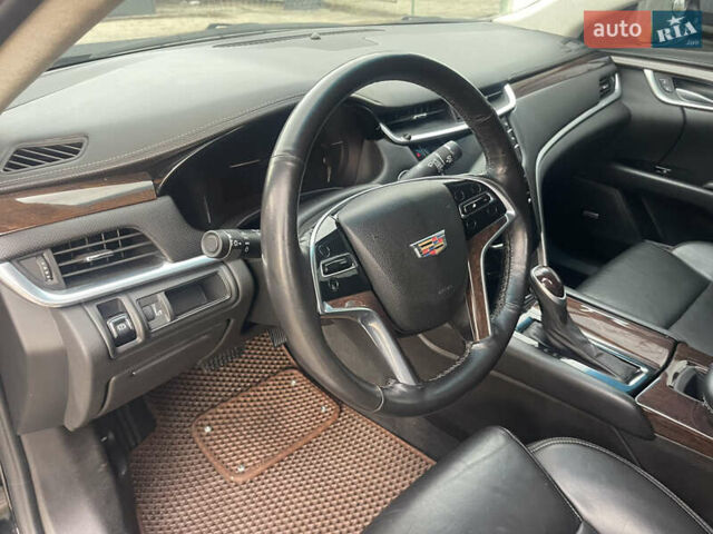 Черный Кадиллак ХТС, объемом двигателя 3.56 л и пробегом 275 тыс. км за 15600 $, фото 18 на Automoto.ua