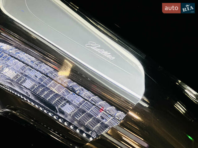 Черный Кадиллак ХТС, объемом двигателя 3.6 л и пробегом 95 тыс. км за 16999 $, фото 4 на Automoto.ua