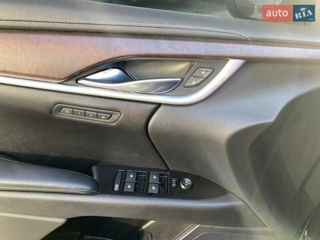 Чорний Каділак ХТС, об'ємом двигуна 3.56 л та пробігом 63 тис. км за 29950 $, фото 18 на Automoto.ua