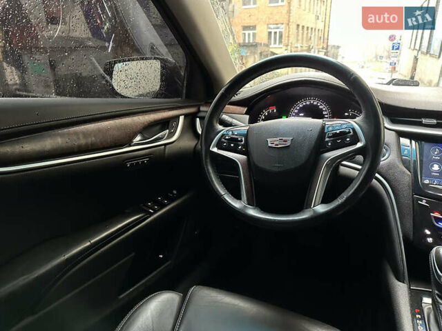 Черный Кадиллак ХТС, объемом двигателя 3.6 л и пробегом 95 тыс. км за 16999 $, фото 30 на Automoto.ua