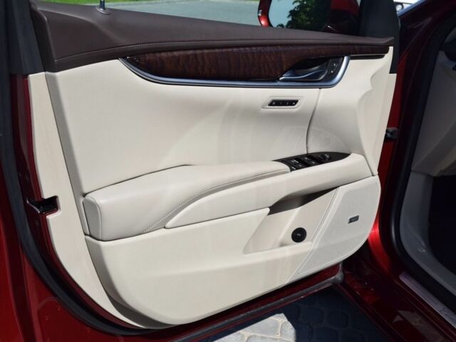 Червоний Каділак ХТС, об'ємом двигуна 3.6 л та пробігом 69 тис. км за 15800 $, фото 19 на Automoto.ua