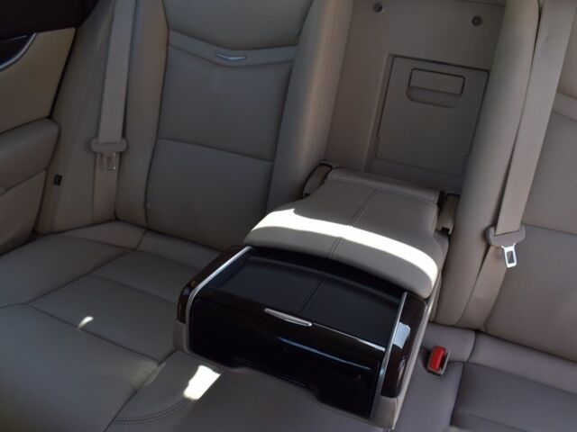 Червоний Каділак ХТС, об'ємом двигуна 3.6 л та пробігом 69 тис. км за 15800 $, фото 18 на Automoto.ua