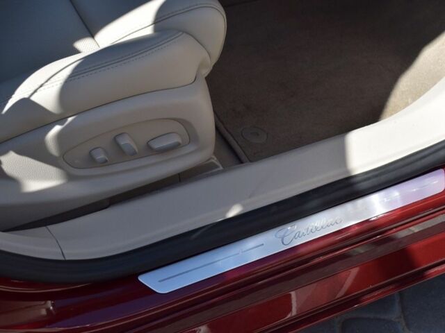 Червоний Каділак ХТС, об'ємом двигуна 3.6 л та пробігом 69 тис. км за 15800 $, фото 21 на Automoto.ua