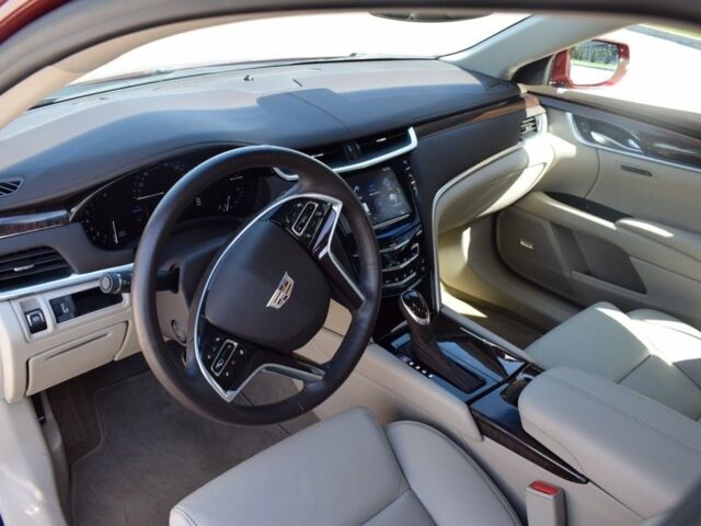 Червоний Каділак ХТС, об'ємом двигуна 3.6 л та пробігом 69 тис. км за 15800 $, фото 12 на Automoto.ua