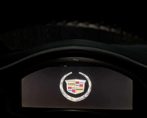 Серый Кадиллак ХТС, объемом двигателя 3.6 л и пробегом 229 тыс. км за 15900 $, фото 43 на Automoto.ua