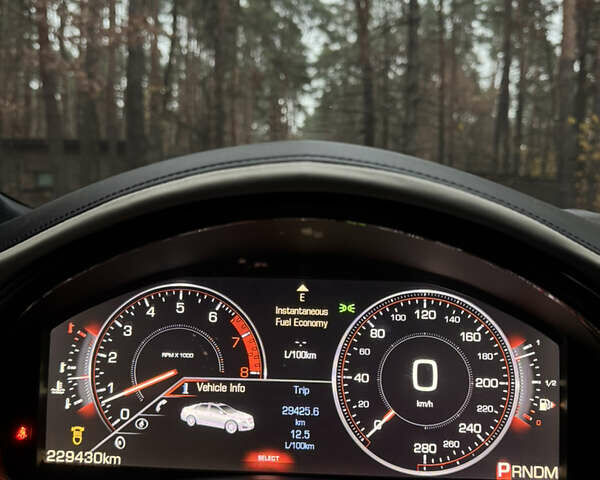 Серый Кадиллак ХТС, объемом двигателя 3.6 л и пробегом 229 тыс. км за 15900 $, фото 27 на Automoto.ua