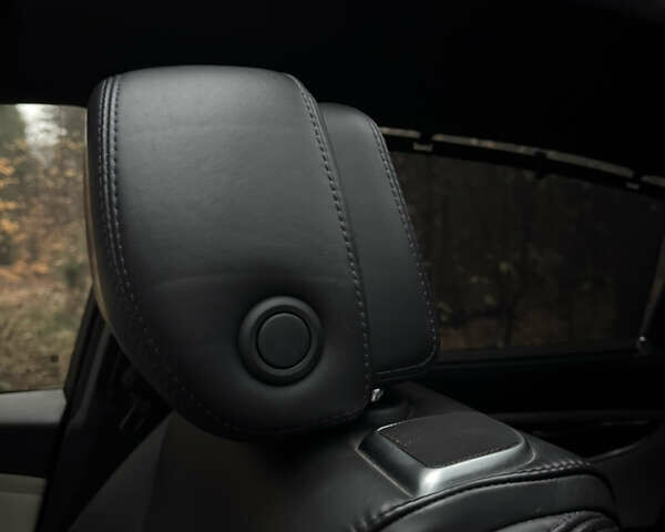 Серый Кадиллак ХТС, объемом двигателя 3.6 л и пробегом 229 тыс. км за 15900 $, фото 35 на Automoto.ua