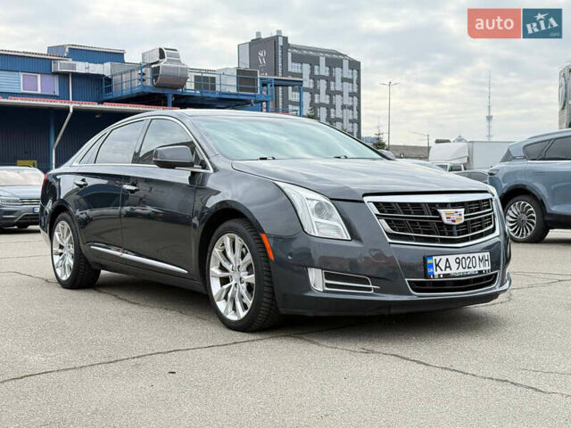 Серый Кадиллак ХТС, объемом двигателя 3.56 л и пробегом 178 тыс. км за 12000 $, фото 2 на Automoto.ua