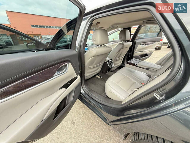 Серый Кадиллак ХТС, объемом двигателя 3.56 л и пробегом 178 тыс. км за 12000 $, фото 13 на Automoto.ua