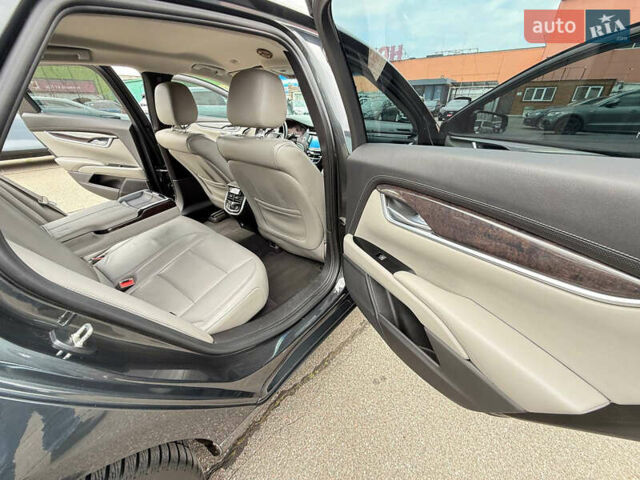 Серый Кадиллак ХТС, объемом двигателя 3.56 л и пробегом 178 тыс. км за 12000 $, фото 14 на Automoto.ua