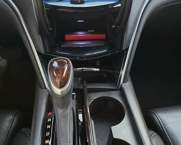 Сірий Каділак ХТС, об'ємом двигуна 3.56 л та пробігом 135 тис. км за 16200 $, фото 23 на Automoto.ua