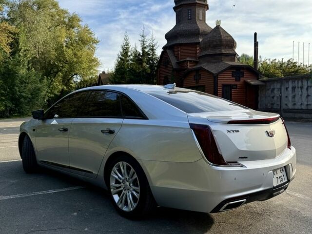 Серый Кадиллак ХТС, объемом двигателя 3.6 л и пробегом 70 тыс. км за 21500 $, фото 2 на Automoto.ua