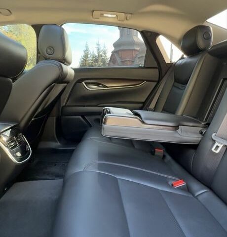 Серый Кадиллак ХТС, объемом двигателя 3.6 л и пробегом 70 тыс. км за 21500 $, фото 5 на Automoto.ua