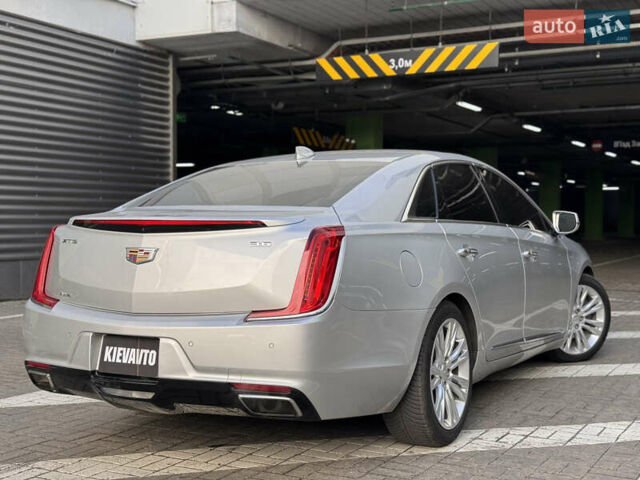 Серый Кадиллак ХТС, объемом двигателя 3.6 л и пробегом 53 тыс. км за 19000 $, фото 9 на Automoto.ua