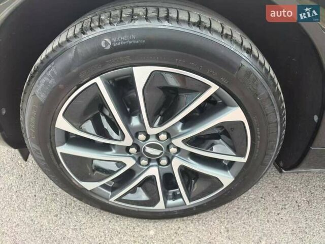 Серый Кадиллак  Optiq, объемом двигателя 0 л и пробегом 13 тыс. км за 34900 $, фото 4 на Automoto.ua