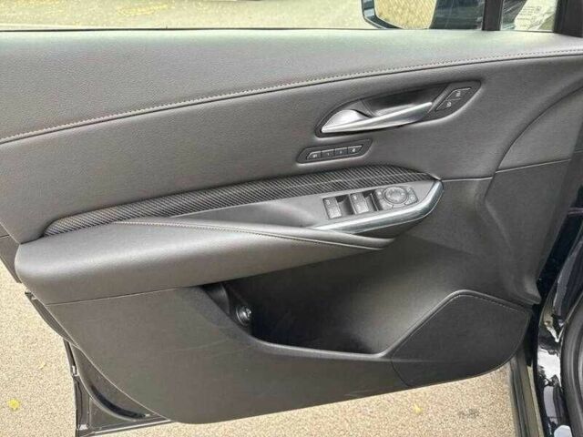 Чорний Каділак Інша, об'ємом двигуна 2 л та пробігом 25 тис. км за 6700 $, фото 6 на Automoto.ua