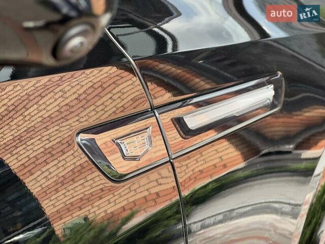 Чорний Каділак Escalade IQ, об'ємом двигуна 0 л та пробігом 1 тис. км за 155000 $, фото 10 на Automoto.ua