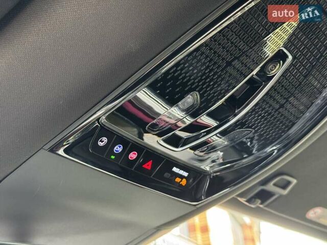 Чорний Каділак Escalade IQ, об'ємом двигуна 0 л та пробігом 1 тис. км за 155000 $, фото 30 на Automoto.ua