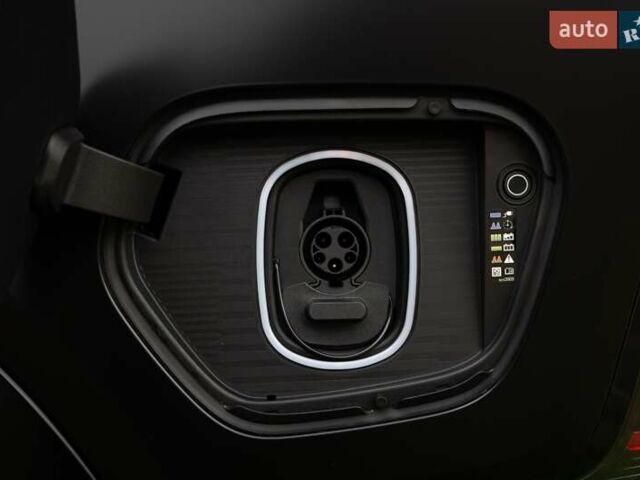 Чорний Каділак Escalade IQ, об'ємом двигуна 0 л та пробігом 1 тис. км за 169000 $, фото 64 на Automoto.ua