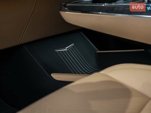 Чорний Каділак Escalade IQ, об'ємом двигуна 0 л та пробігом 1 тис. км за 169000 $, фото 43 на Automoto.ua