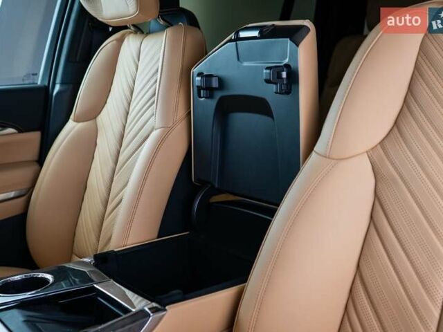 Чорний Каділак Escalade IQ, об'ємом двигуна 0 л та пробігом 1 тис. км за 169000 $, фото 42 на Automoto.ua