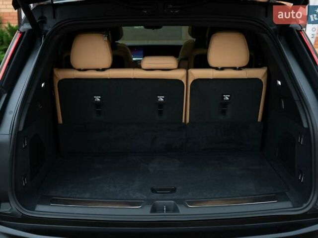 Чорний Каділак Escalade IQ, об'ємом двигуна 0 л та пробігом 1 тис. км за 169000 $, фото 10 на Automoto.ua