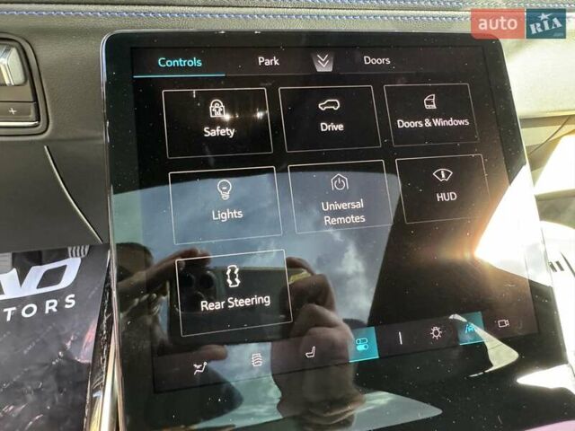 Чорний Каділак Escalade IQ, об'ємом двигуна 0 л та пробігом 1 тис. км за 155000 $, фото 29 на Automoto.ua