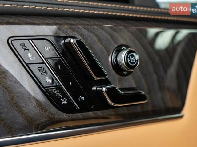 Чорний Каділак Escalade IQ, об'ємом двигуна 0 л та пробігом 1 тис. км за 169000 $, фото 38 на Automoto.ua