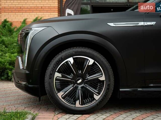 Чорний Каділак Escalade IQ, об'ємом двигуна 0 л та пробігом 1 тис. км за 169000 $, фото 3 на Automoto.ua