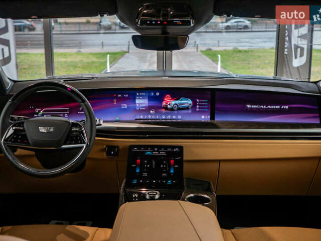 Чорний Каділак Escalade IQ, об'ємом двигуна 0 л та пробігом 1 тис. км за 169000 $, фото 28 на Automoto.ua