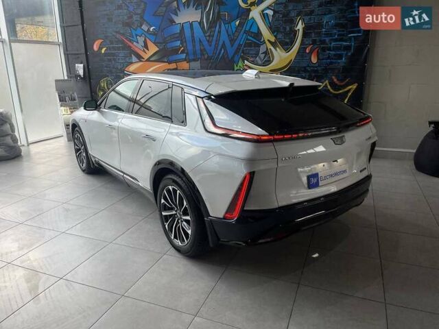 Белый Кадиллак Lyriq, объемом двигателя 0 л и пробегом 6 тыс. км за 47499 $, фото 2 на Automoto.ua