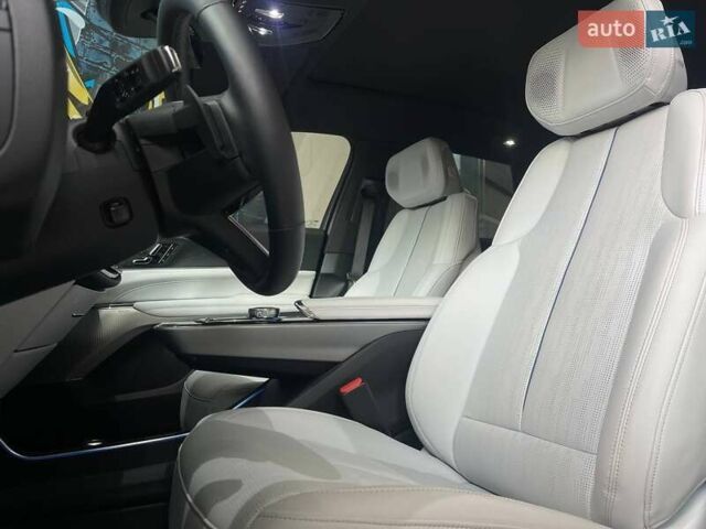 Белый Кадиллак Lyriq, объемом двигателя 0 л и пробегом 6 тыс. км за 47499 $, фото 16 на Automoto.ua