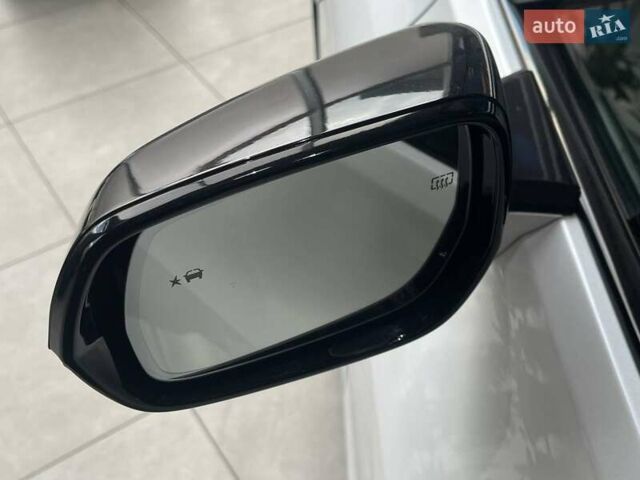 Белый Кадиллак Lyriq, объемом двигателя 0 л и пробегом 6 тыс. км за 47499 $, фото 17 на Automoto.ua