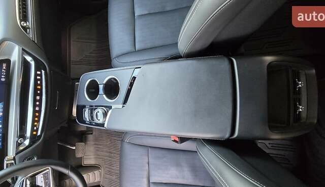 Черный Кадиллак Lyriq, объемом двигателя 0 л и пробегом 12 тыс. км за 36500 $, фото 18 на Automoto.ua