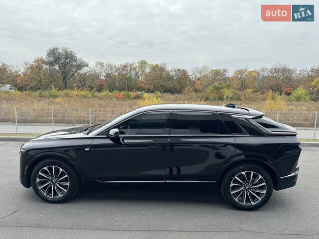 Кадиллак Lyriq 2023 в Днепре (Днепропетровске) на Automoto.ua Черный Кадиллак Lyriq, объемом двигателя 0 л и пробегом 15 тыс. км за 47000 $, фото 26 на Automoto.ua