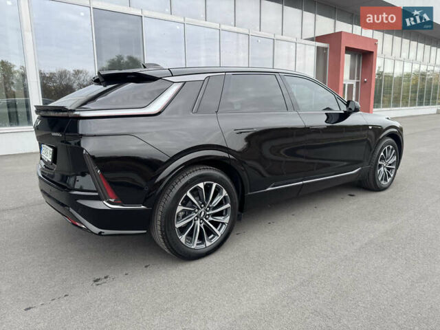 Кадиллак Lyriq 2023 в Днепре (Днепропетровске) на Automoto.ua Черный Кадиллак Lyriq, объемом двигателя 0 л и пробегом 15 тыс. км за 47000 $, фото 7 на Automoto.ua