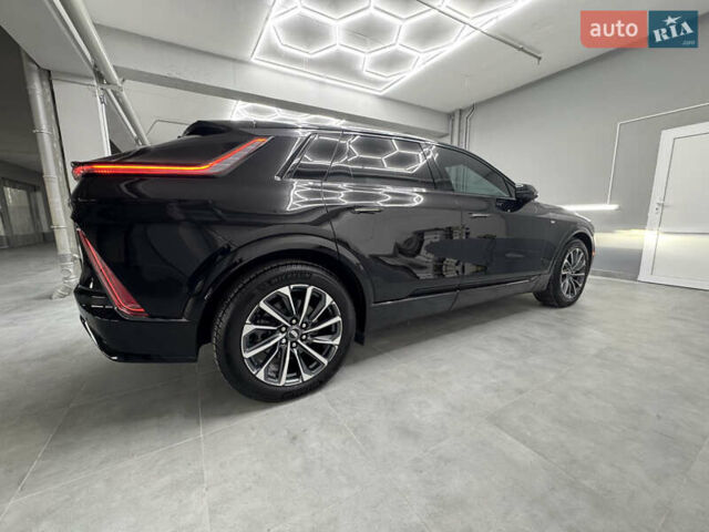 Кадиллак Lyriq 2023 в Днепре (Днепропетровске) на Automoto.ua Черный Кадиллак Lyriq, объемом двигателя 0 л и пробегом 15 тыс. км за 47000 $, фото 36 на Automoto.ua