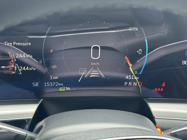 Черный Кадиллак Lyriq, объемом двигателя 0 л и пробегом 15 тыс. км за 1130 $, фото 8 на Automoto.ua